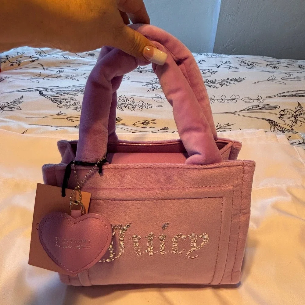 NWT Juicy Couture Lavender Velour Mini Bag Rhinestone Logo‎ Purple & Coin Bag